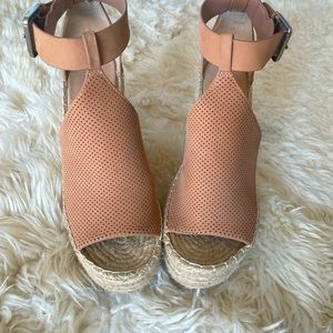 Marc Fisher LTD women’s size 8 M